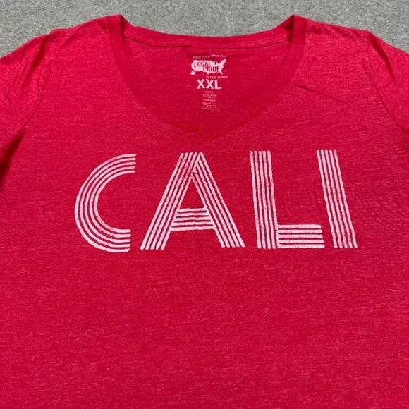 Todd Snyder x Local Pride T Shirt Womens Size 2XL XXL Red V Neck Short S… - Picture 3 of 7